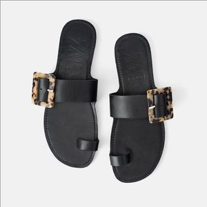 NWT ZARA BLACK SANDAL TORTOISESHELL BUCKLE